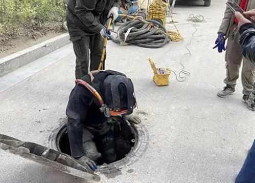 保定蠡县抽化粪池公司分享管道气囊封堵的原理。