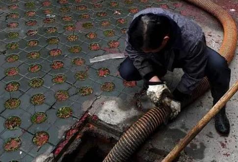 保定蠡县高压清洗管道公司分享下为什么要高压清洗板换